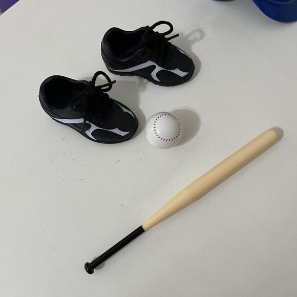 18" Doll Accessories Lot Softball Swimming Helmet Bat Ball Swimsuit Towel Socks - Picture 5 of 11